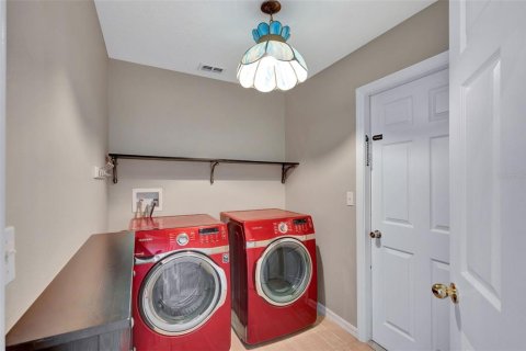 House in Groveland, Florida 3 bedrooms, 166.48 sq.m. № 1812440 - photo 18