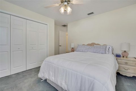 Casa en venta en Spring Hill, Florida, 3 dormitorios, 202.53 m2 № 2431669 - foto 30