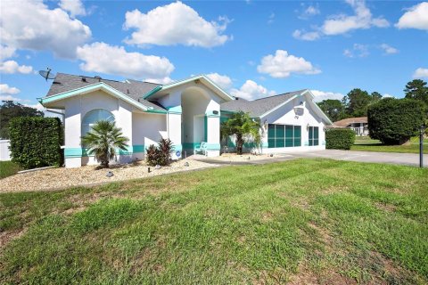 Casa en venta en Spring Hill, Florida, 3 dormitorios, 202.53 m2 № 2431669 - foto 2