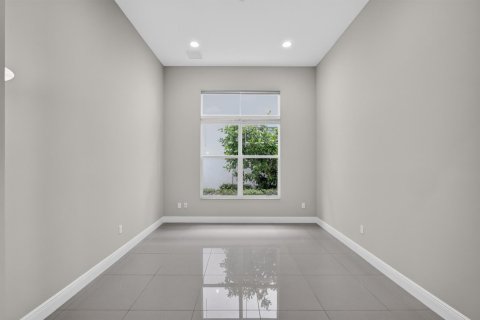 Casa en venta en Palm Beach Gardens, Florida, 3 dormitorios, 257.53 m2 № 2430181 - foto 16