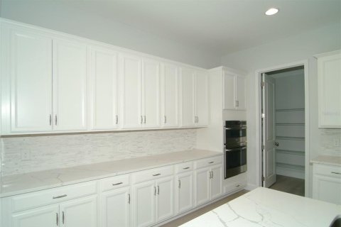Villa ou maison à vendre à Orlando, Floride: 4 chambres, 253.07 m2 № 2283619 - photo 3