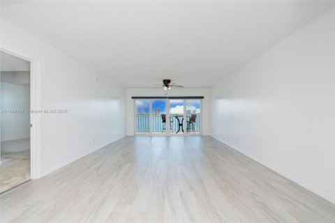 Condominio en venta en Lake Park, Florida, 2 dormitorios, 133.78 m2 № 1933953 - foto 28