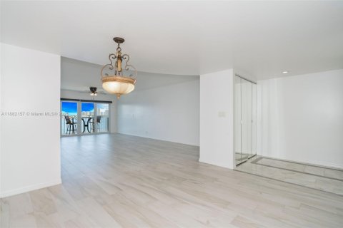 Condominio en venta en Lake Park, Florida, 2 dormitorios, 133.78 m2 № 1933953 - foto 25