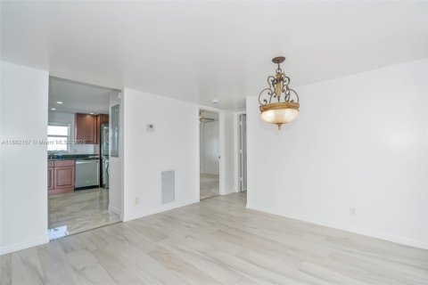 Condominio en venta en Lake Park, Florida, 2 dormitorios, 133.78 m2 № 1933953 - foto 27