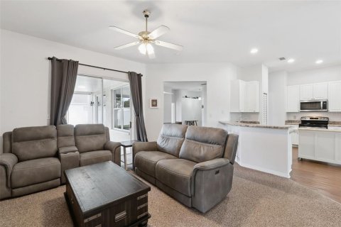 Villa ou maison à vendre à Clermont, Floride: 3 chambres, 166.67 m2 № 2150265 - photo 8