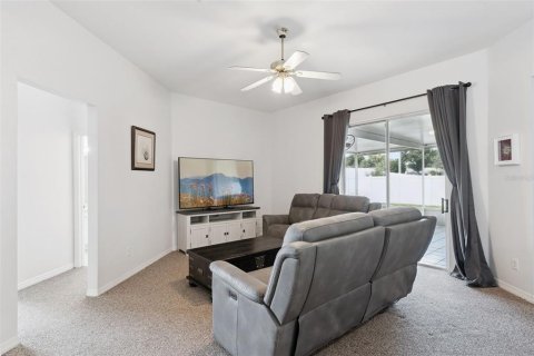 Villa ou maison à vendre à Clermont, Floride: 3 chambres, 166.67 m2 № 2150265 - photo 7