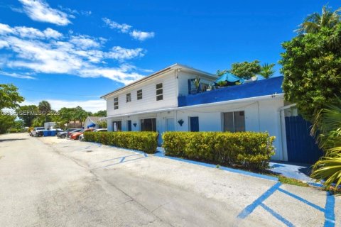 Hôtel, hôtellerie à vendre à Pompano Beach, Floride № 2032070 - photo 2