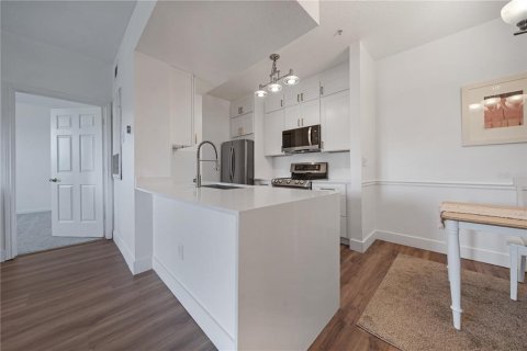 Condominio en venta en Orlando, Florida, 2 dormitorios, 96.71 m2 № 2100237 - foto 6