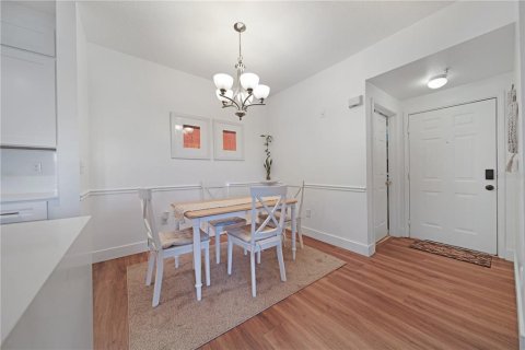 Condominio en venta en Orlando, Florida, 2 dormitorios, 96.71 m2 № 2100237 - foto 5