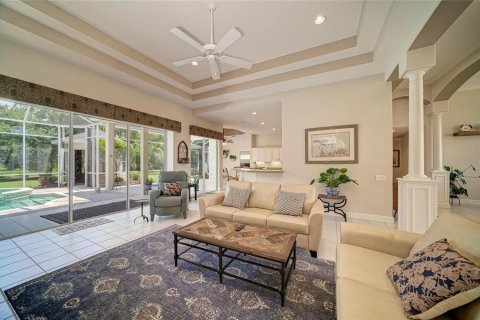 House in Parrish, Florida 3 bedrooms, 276.94 sq.m. № 2221741 - photo 14
