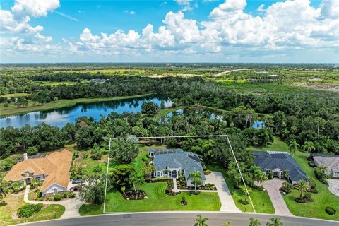 House in Parrish, Florida 3 bedrooms, 276.94 sq.m. № 2221741 - photo 2