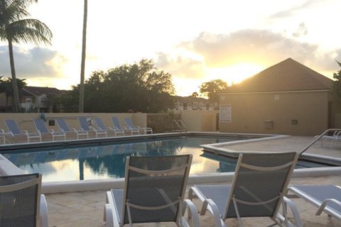 Copropriété à louer à Boca Raton, Floride: 3 chambres, 148.36 m2 № 1221424 - photo 1