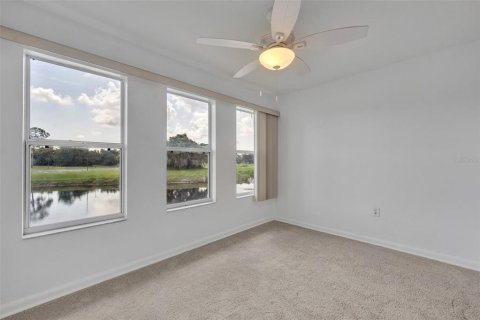 Condominio en venta en Wildwood, Florida, 1 dormitorio, 81.01 m2 № 1911599 - foto 10