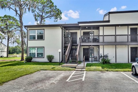 Condominio en venta en Wildwood, Florida, 1 dormitorio, 81.01 m2 № 1911599 - foto 2