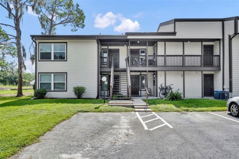 Condominio en venta en Wildwood, Florida, 1 dormitorio, 81.01 m2 № 1911599 - foto 1