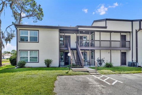 Condominio en venta en Wildwood, Florida, 1 dormitorio, 81.01 m2 № 1911599 - foto 3