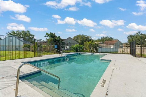 Villa ou maison à vendre à Winter Garden, Floride: 3 chambres, 97.55 m2 № 2224430 - photo 7