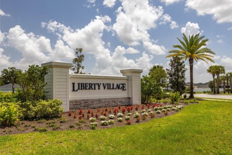 House in Ocala, Florida 4 bedrooms, 189.43 sq.m. № 1851399 - photo 2