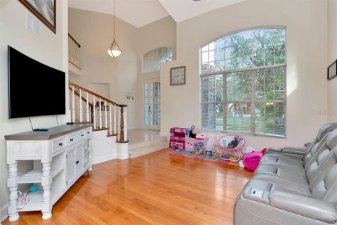 Casa en venta en Tampa, Florida, 6 dormitorios, 386.57 m2 № 1899139 - foto 11