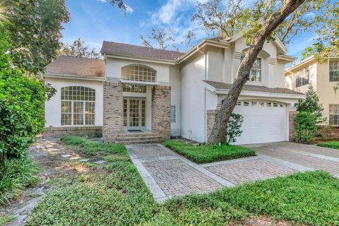 Casa en venta en Tampa, Florida, 6 dormitorios, 386.57 m2 № 1899139 - foto 3