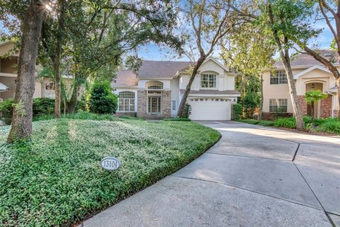 Casa en venta en Tampa, Florida, 6 dormitorios, 386.57 m2 № 1899139 - foto 2