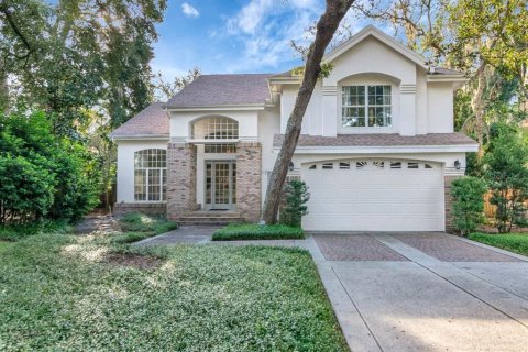 Casa en venta en Tampa, Florida, 6 dormitorios, 386.57 m2 № 1899139 - foto 1