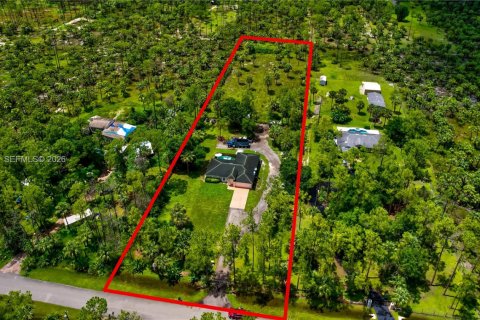 House in Naples, Florida 3 bedrooms, 142.6 sq.m. № 2069541 - photo 29