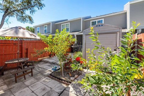 Townhouse in Winter Springs, Florida 2 bedrooms, 102.94 sq.m. № 1722738 - photo 21