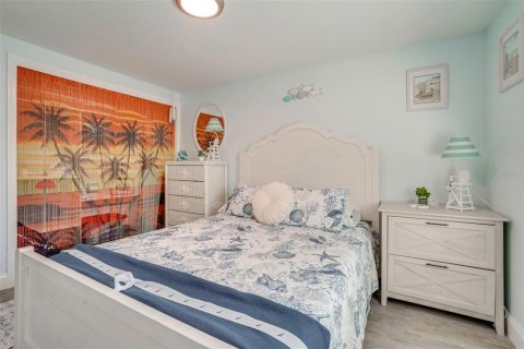 Immobilier commercial à vendre à Sarasota, Floride: 5 chambres, 333.43 m2 № 2285142 - photo 10