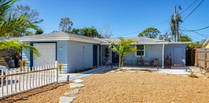 Immobilier commercial à Sarasota, Floride 5 chambres, 333.43 m2 № 2285142