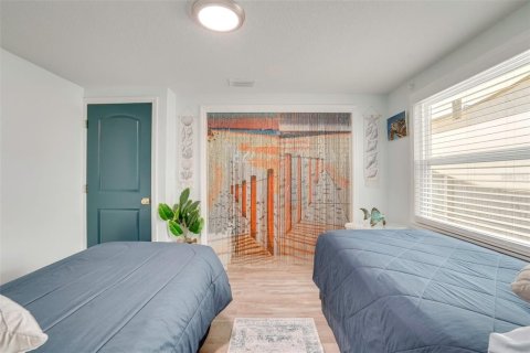 Immobilier commercial à vendre à Sarasota, Floride: 5 chambres, 333.43 m2 № 2285142 - photo 14