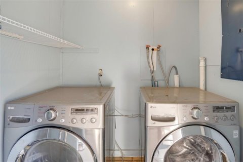 Immobilier commercial à vendre à Sarasota, Floride: 5 chambres, 333.43 m2 № 2285142 - photo 23