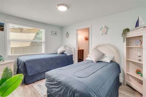 Immobilier commercial à vendre à Sarasota, Floride: 5 chambres, 333.43 m2 № 2285142 - photo 15