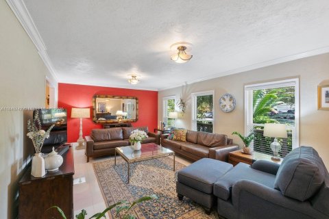 Casa en venta en Palmetto Bay, Florida, 4 dormitorios, 178.37 m2 № 1830206 - foto 5