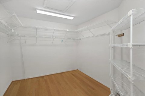 Casa en venta en Orlando, Florida, 4 dormitorios, 233.09 m2 № 2416482 - foto 10