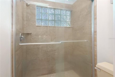 Casa en venta en Orlando, Florida, 4 dormitorios, 233.09 m2 № 2416482 - foto 9