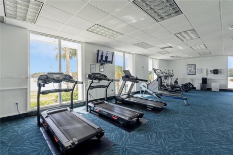 Condominio en venta en Sunny Isles Beach, Florida, 1 dormitorio, 70.79 m2 № 1488293 - foto 11
