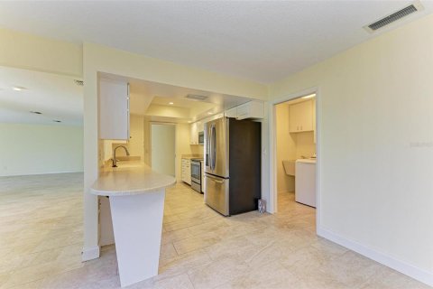 Casa en venta en Bradenton, Florida, 2 dormitorios, 177.72 m2 № 1530140 - foto 23