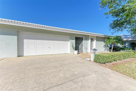 Casa en venta en Bradenton, Florida, 2 dormitorios, 177.72 m2 № 1530140 - foto 4