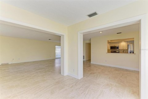 Casa en venta en Bradenton, Florida, 2 dormitorios, 177.72 m2 № 1530140 - foto 14
