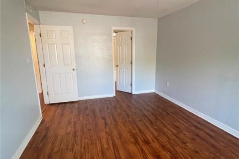 Condo in Orlando, Florida, 2 bedrooms № 2389351 - photo 3