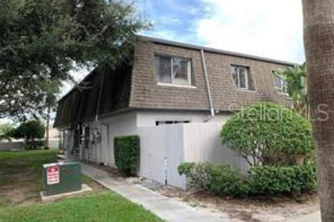 Condo in Orlando, Florida, 2 bedrooms № 2389351
