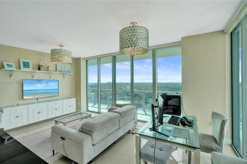 Купить кондоминиум в Майами, Флорида 2 спальни, 102.94м2, № 2052119 - фото 4