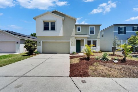 House in Mulberry, Florida 3 bedrooms, 235.51 sq.m. № 1640253 - photo 1