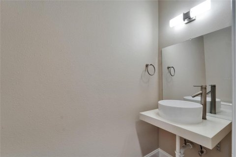 House in Mulberry, Florida 3 bedrooms, 235.51 sq.m. № 1640253 - photo 28