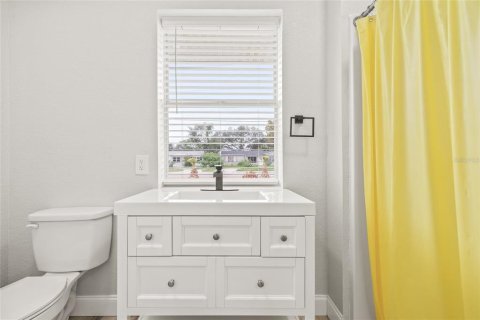 House in Saint Petersburg, Florida 3 bedrooms, 111.2 sq.m. № 1909754 - photo 19