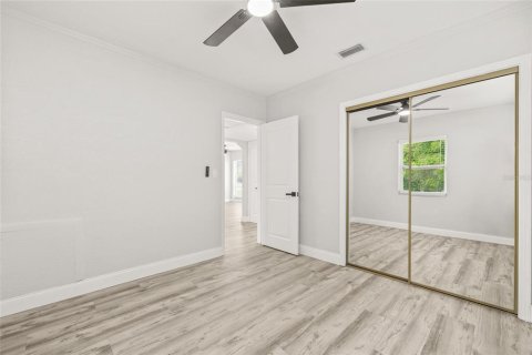 House in Saint Petersburg, Florida 3 bedrooms, 111.2 sq.m. № 1909754 - photo 26
