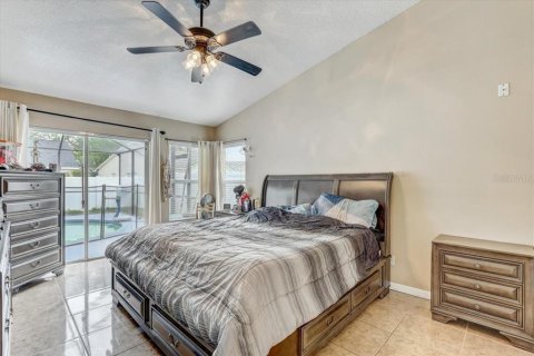 House in Valrico, Florida 4 bedrooms, 149.67 sq.m. № 1820751 - photo 17
