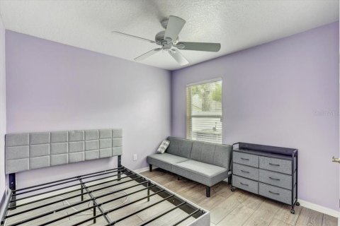 House in Valrico, Florida 4 bedrooms, 149.67 sq.m. № 1820751 - photo 23