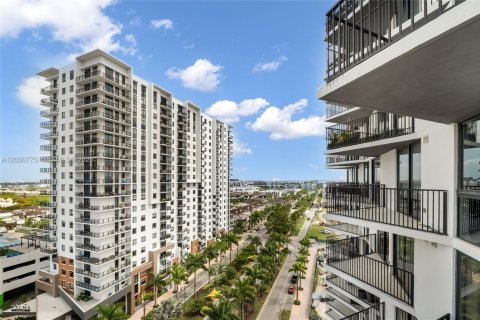 Condominio en alquiler en Doral, Florida, 1 dormitorio, 63.92 m2 № 2070101 - foto 15